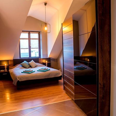 Style Apartment Next To Kazimierz And Old Town + Netflix Cracóvia Exterior foto